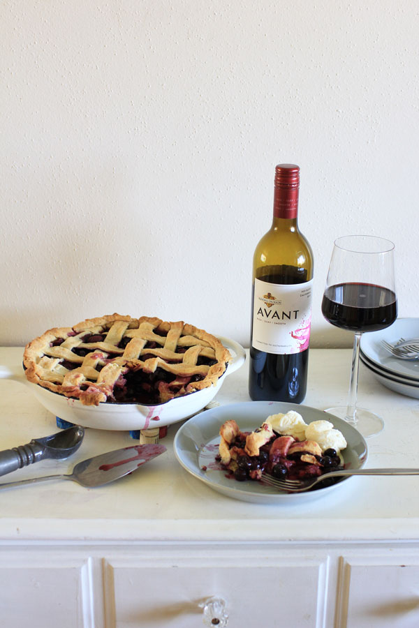 Celebrate 4th of July with this DIY Cork Star Trivet and Red Wine Blueberry Pie — something to make, and something to bake to celebrate Independence Day!