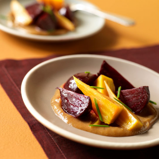 Beet Salad with Tangy Date Vinaigrette