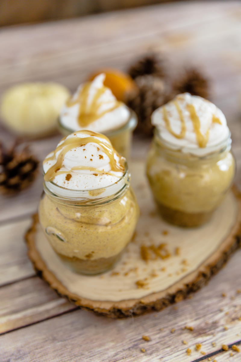 No-Bake Mini Pumpkin Pie Cheesecakes